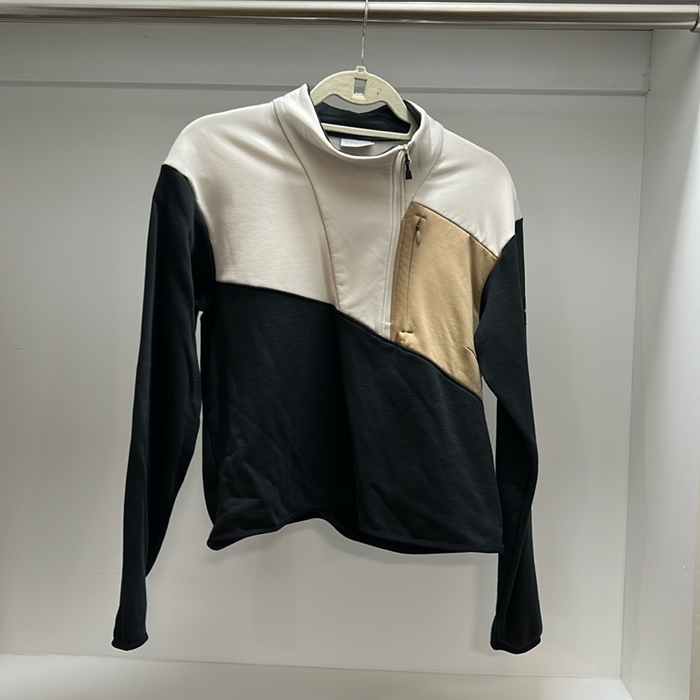 Columbia pull over